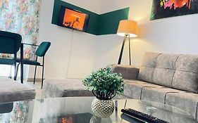 Top Central Apartment Tirana